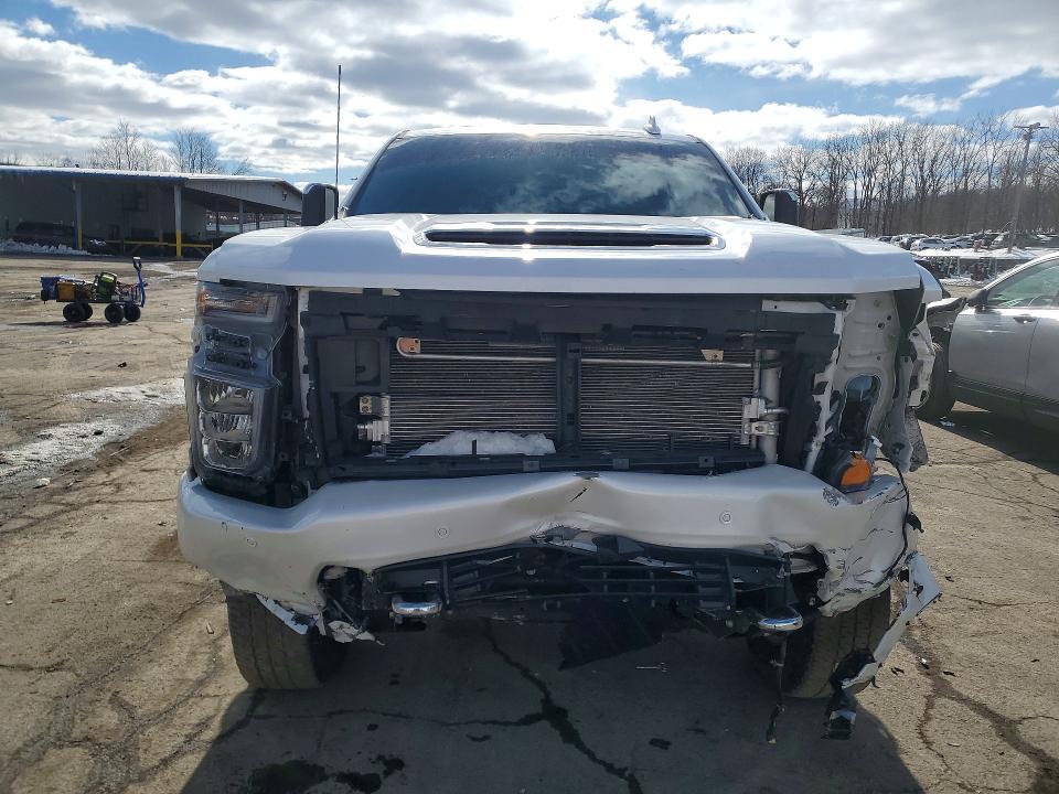 2022 Chevrolet Silverado K3500 High Country