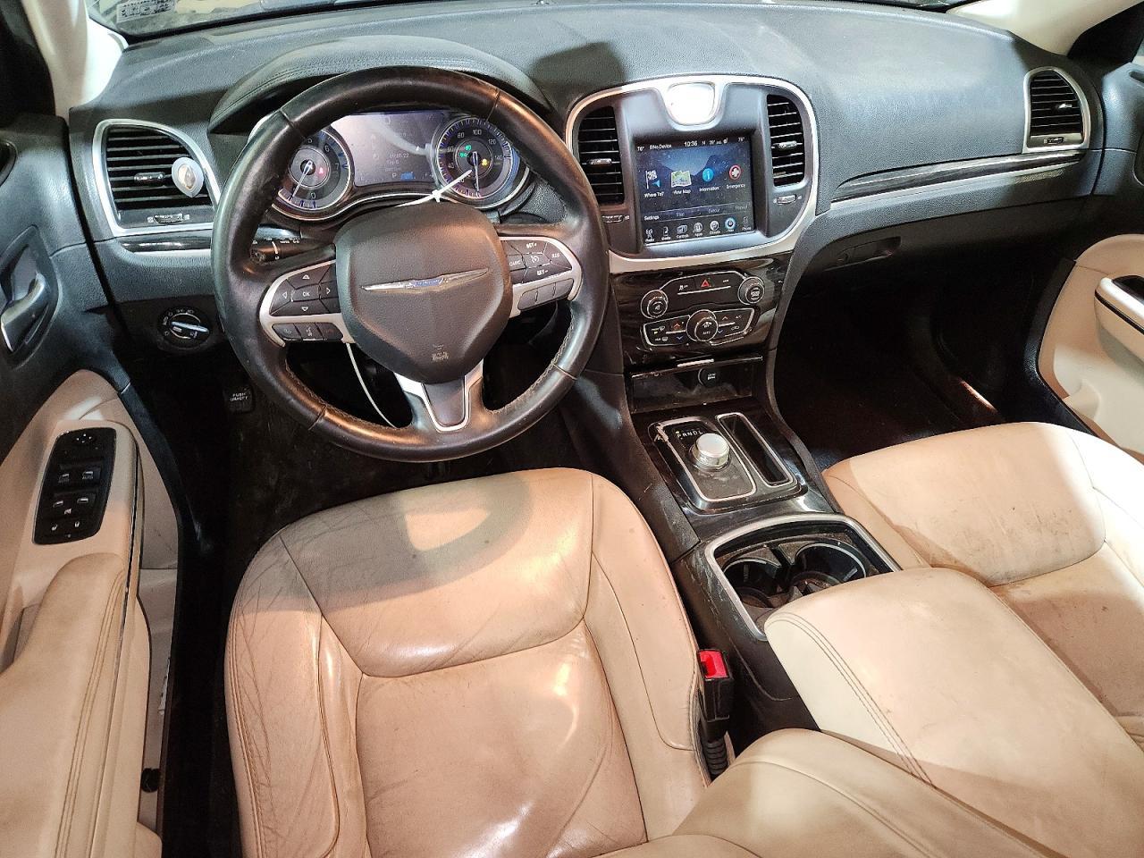 2016 Chrysler 300 Limited