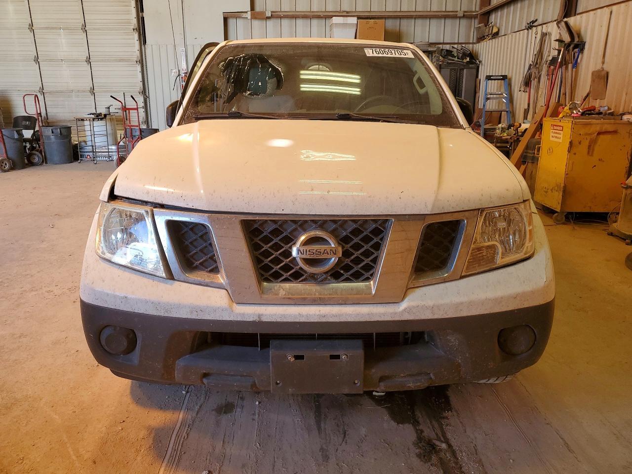 2013 Nissan Frontier s