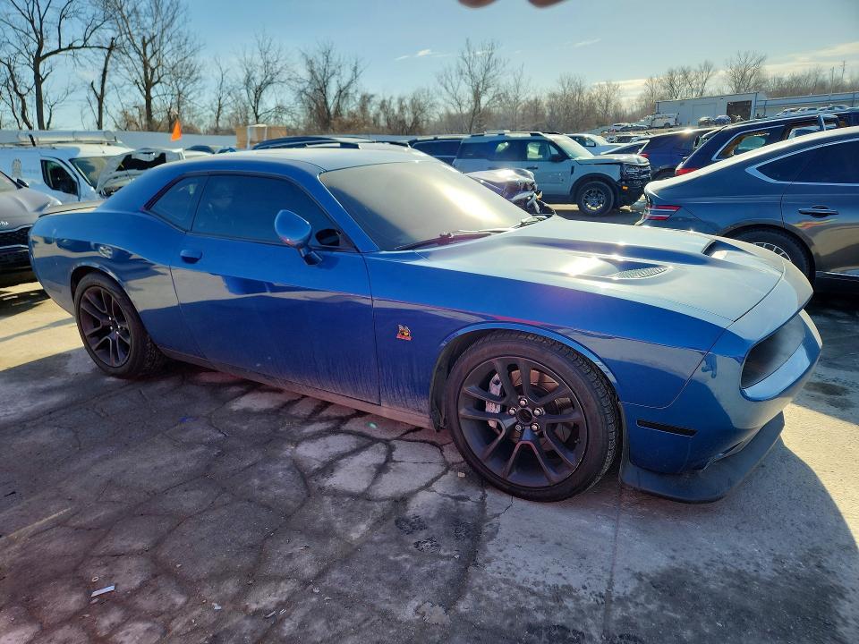 2021 Dodge Challenger r