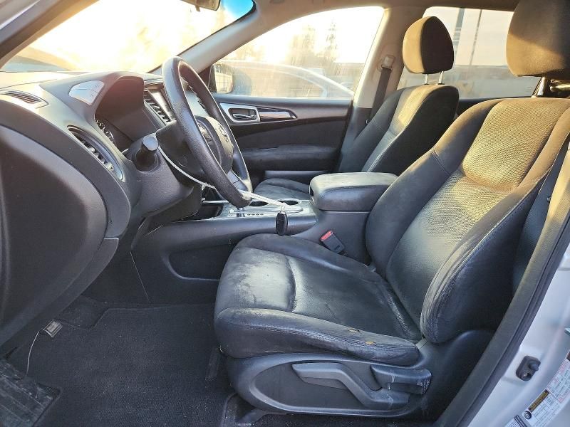 2015 Nissan Pathfinder s