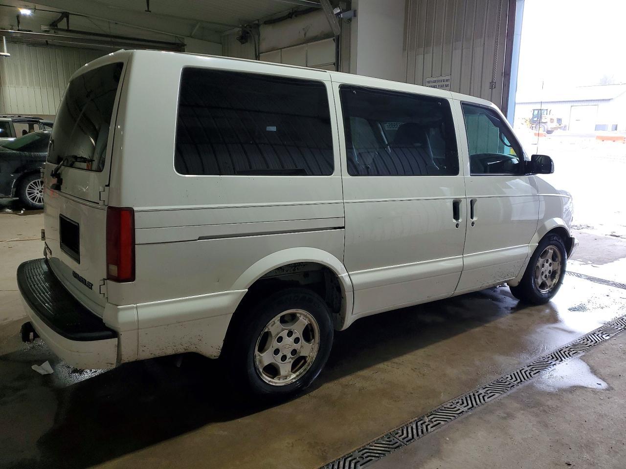 2003 Chevrolet Astro