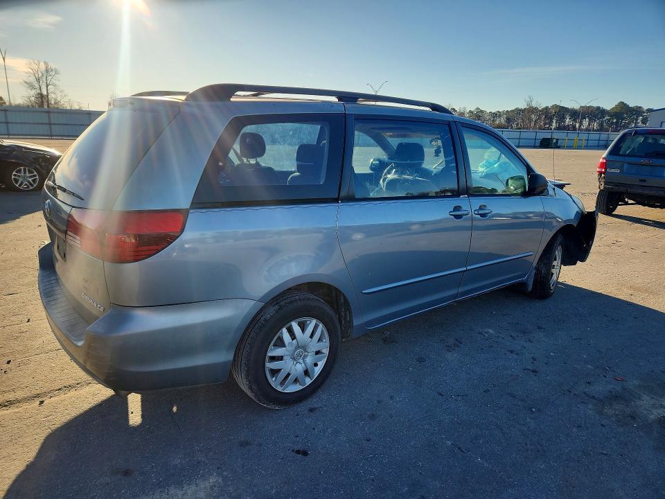 2005 Toyota Sienna ce