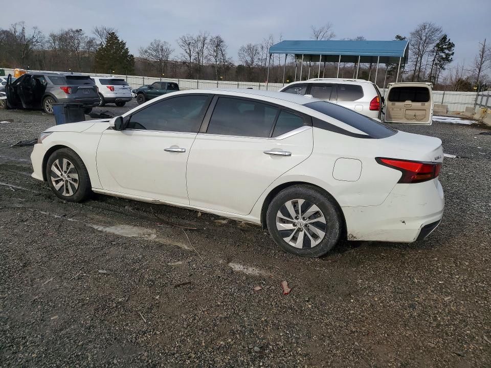 2020 Nissan Altima s