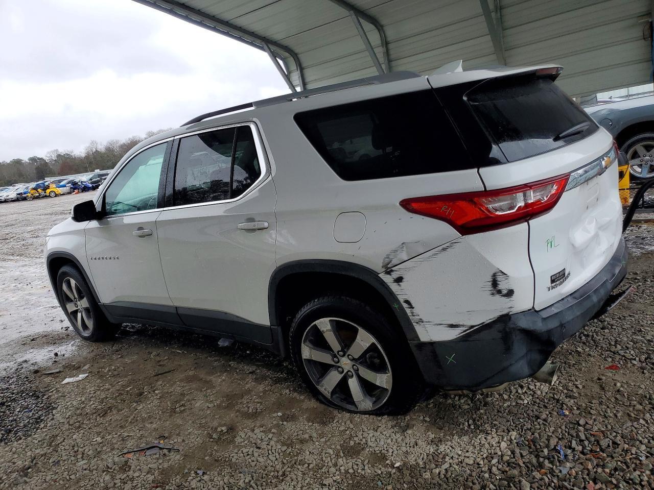 2018 Chevrolet Traverse lt