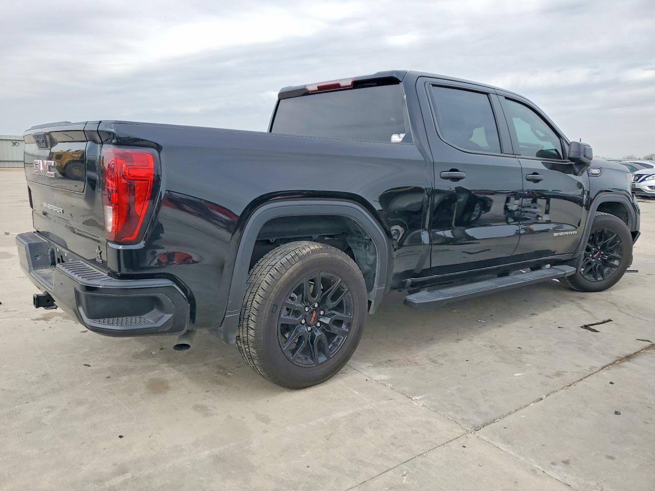 2024 GMC Sierra C1500