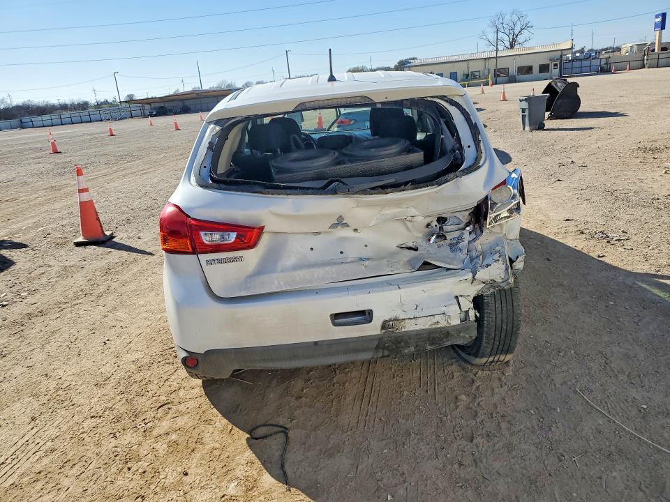 2015 Mitsubishi Outlander Sport es