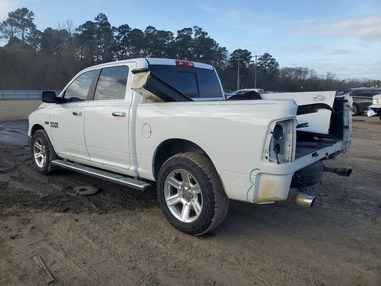 2017 Dodge RAM 1500 SLT