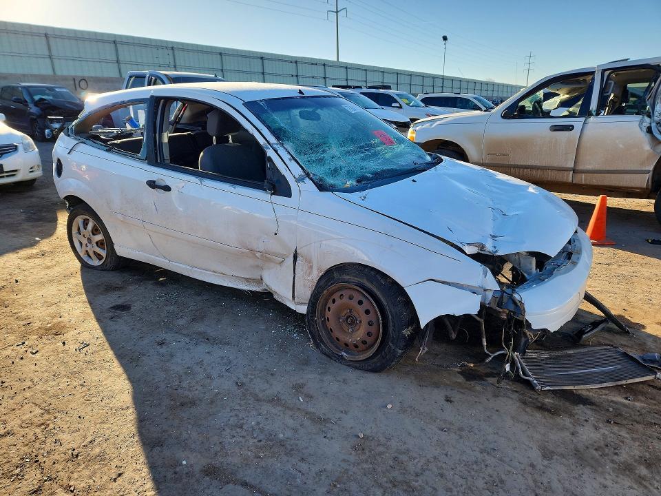2005 Ford Focus ZX3