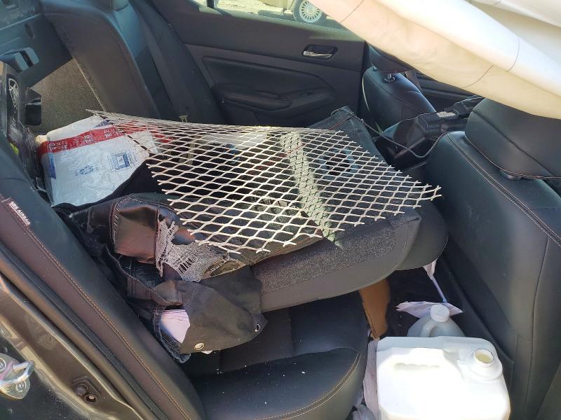 2020 Niss Altima 2.5 sr