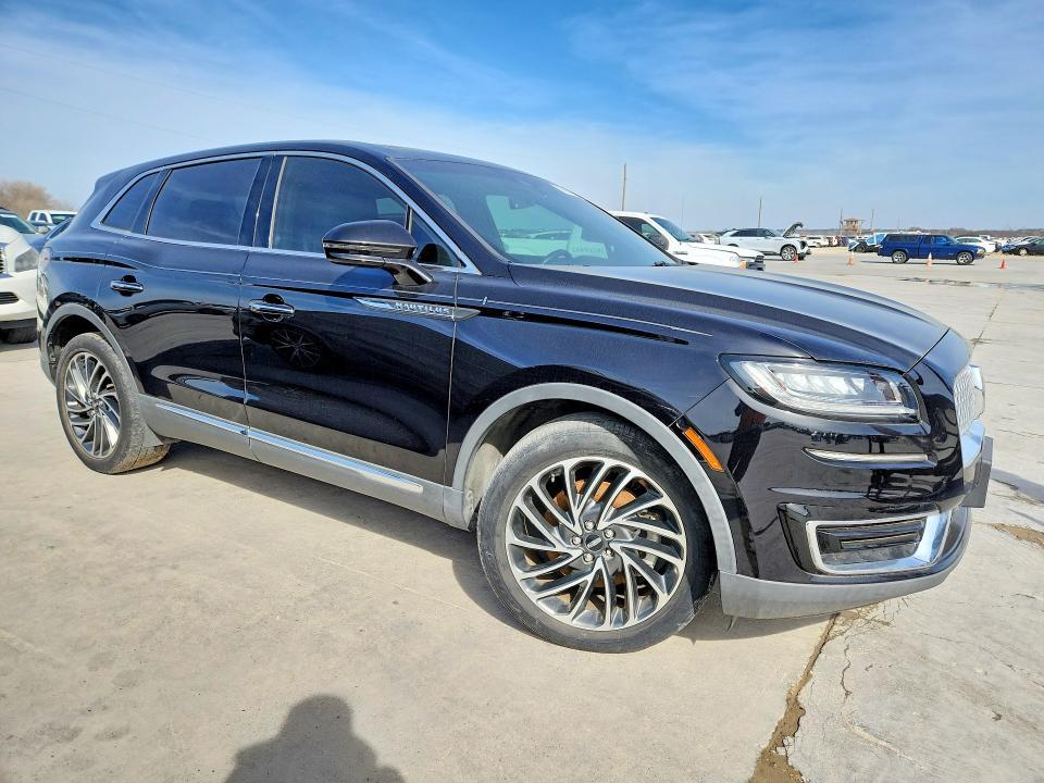 2019 Lincoln Nautilus Reserve
