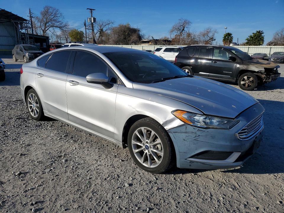 2017 Ford Fusion se Hybrid