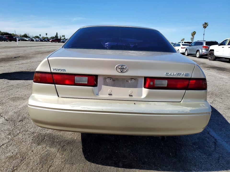 1997 Toyota Camry le