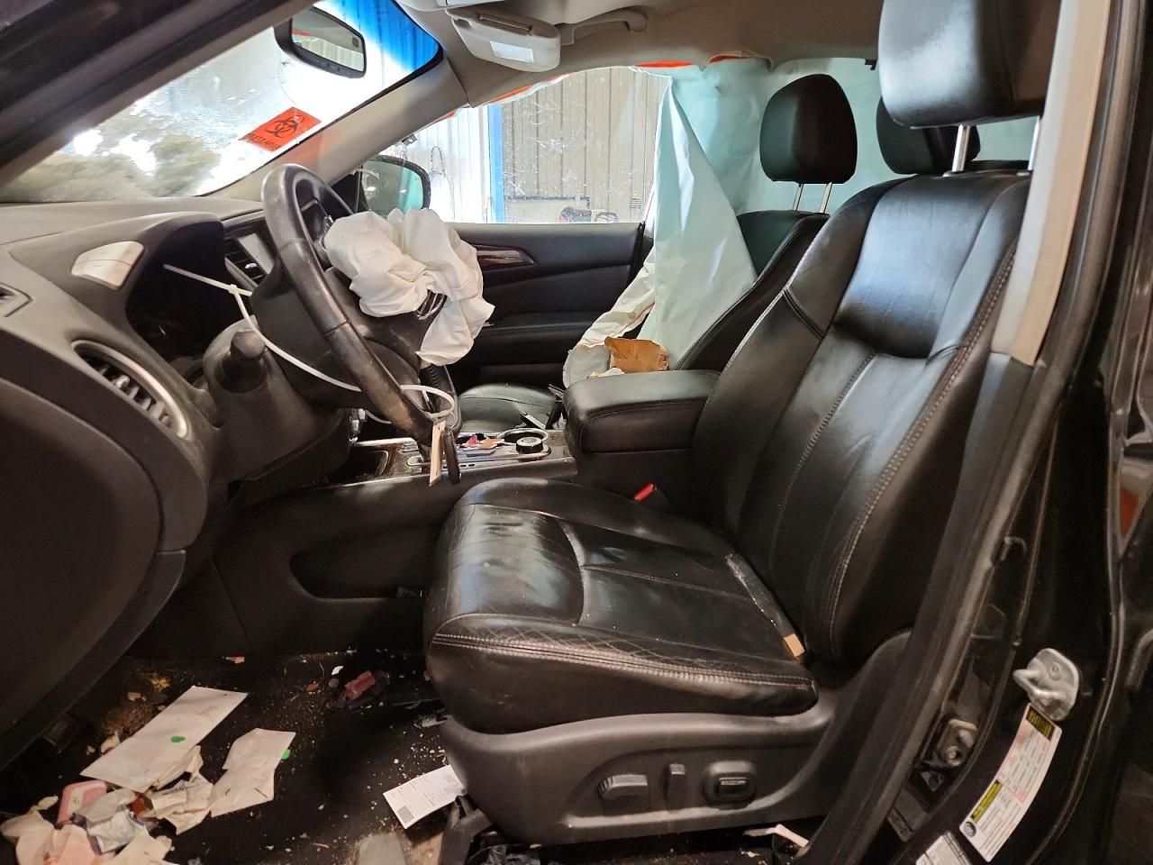 2013 Nissan Pathfinder s