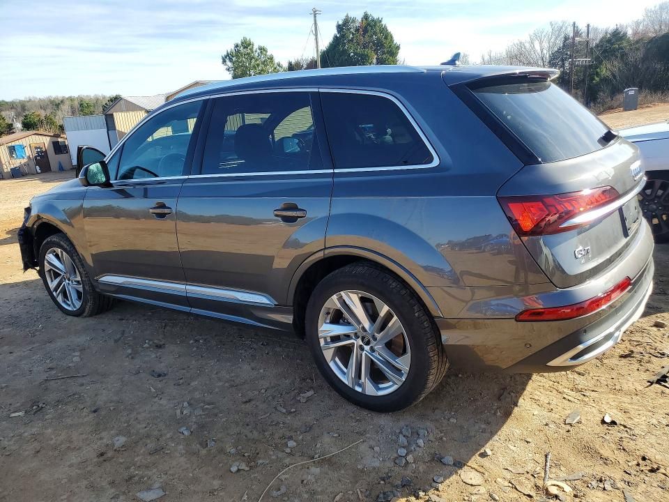 2021 Audi Q7 Premium Plus
