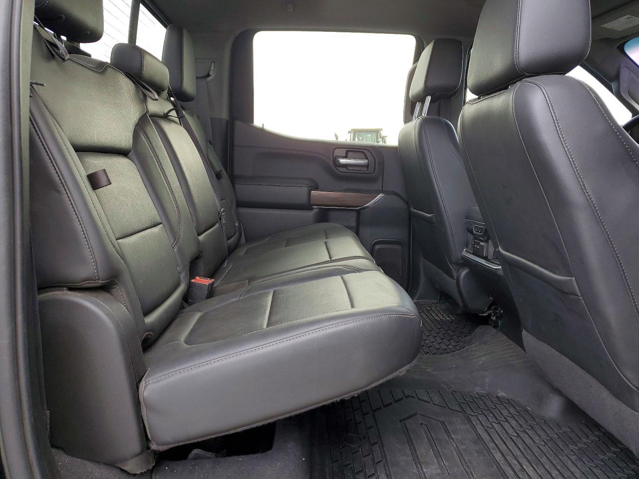 2020 GMC Sierra K1500 slt
