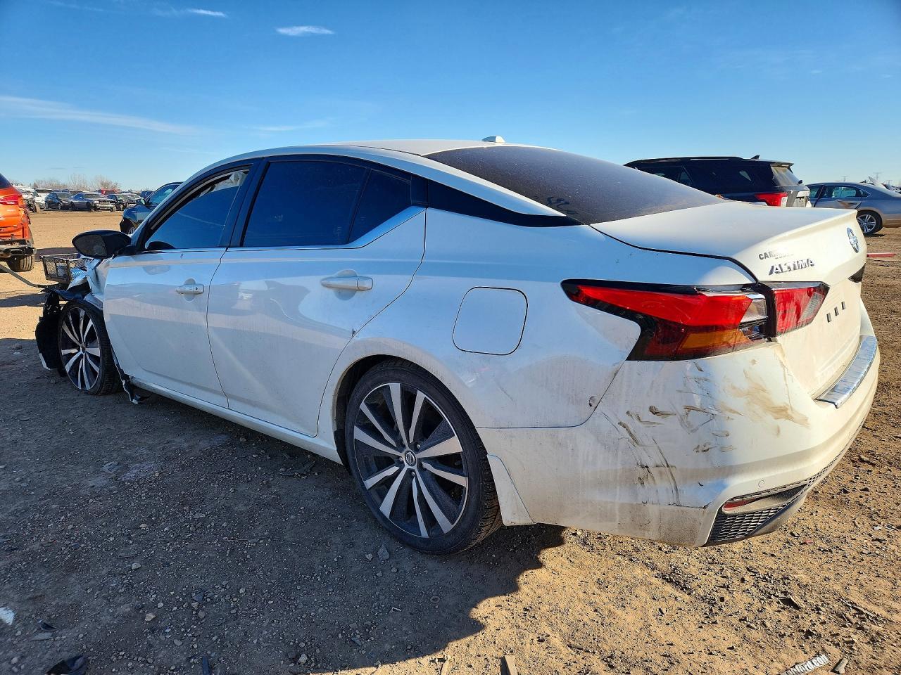 2022 Niss Altima 2.5 sr