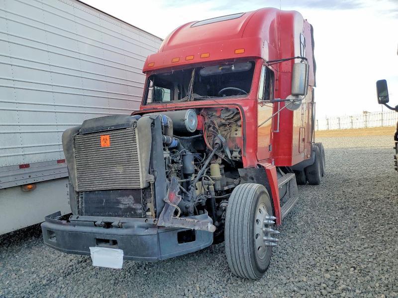 1999 Freightliner Convention Semi Truck
