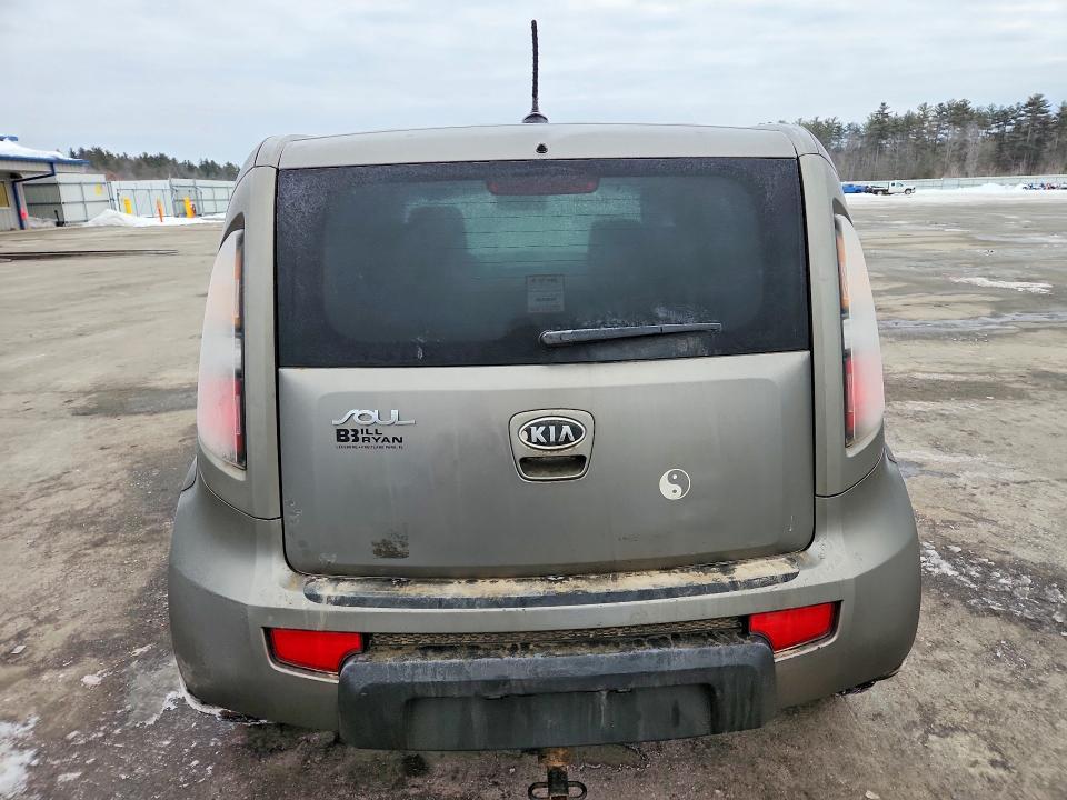 2011 KIA Soul +