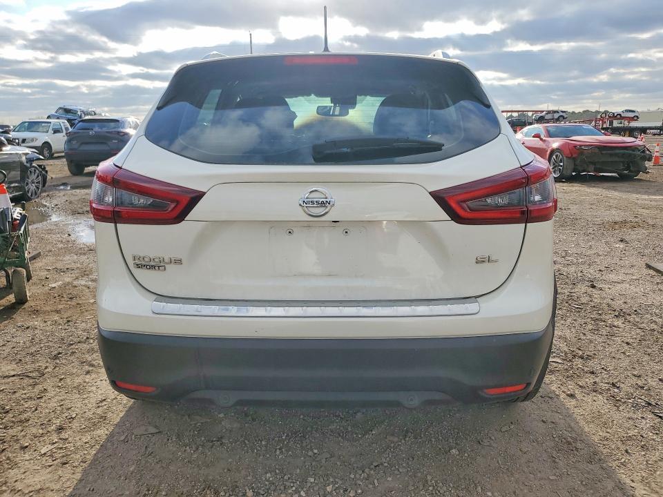 2022 Nissan Rogue Sport sl