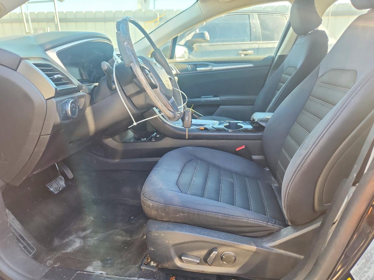 2015 Ford Fusion se