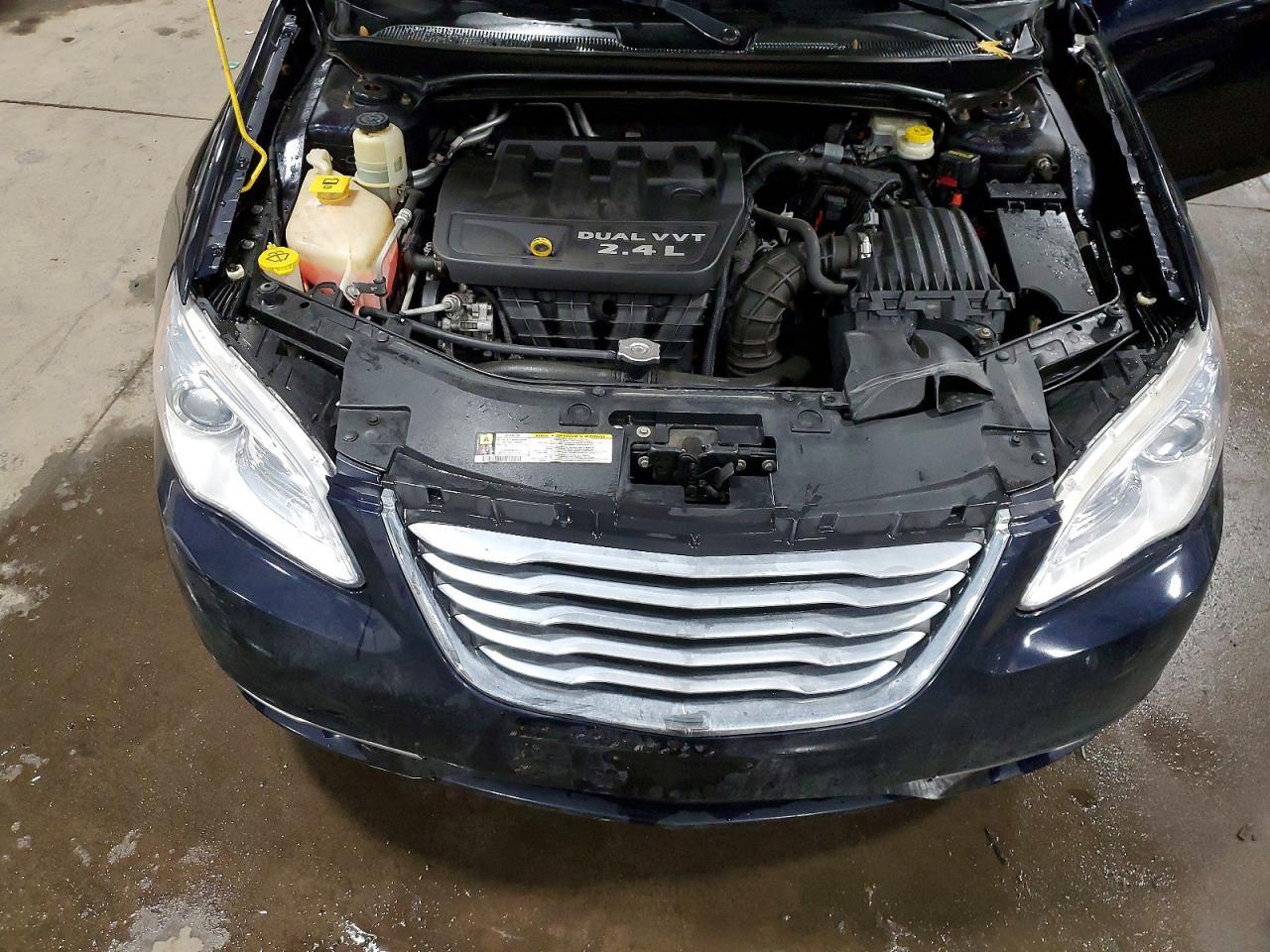 2012 Chrysler 200 Touring