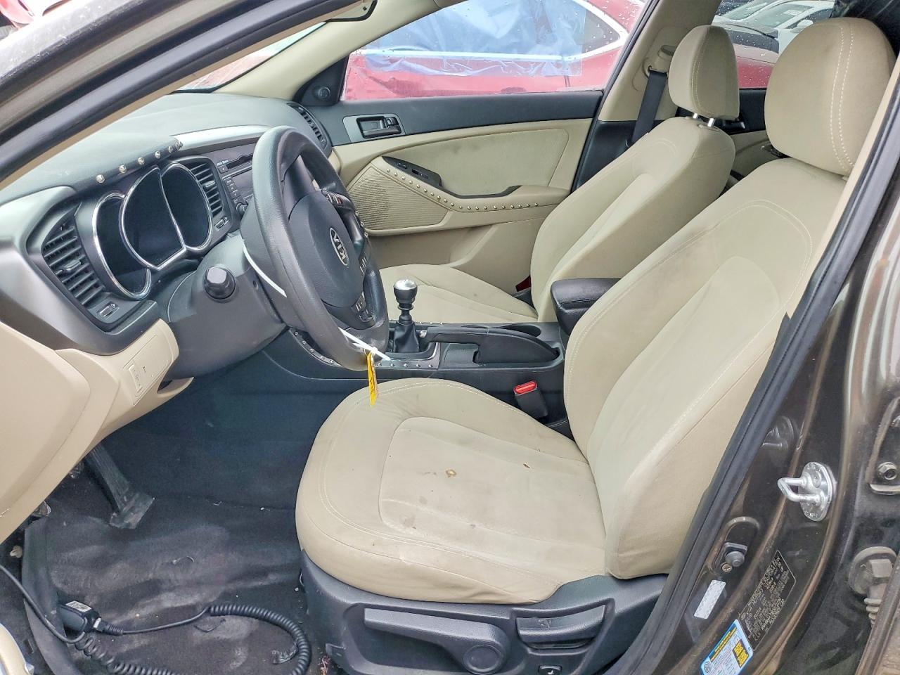 2011 KIA Optima lx
