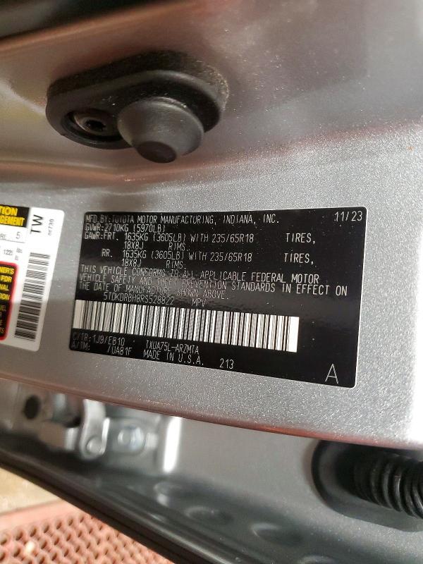2024 Toyota Highlander le