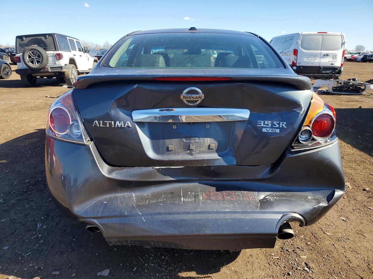 2011 Nissan Altima sr
