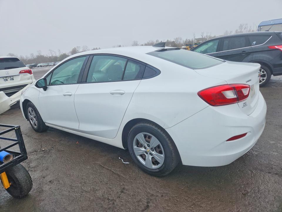 2018 Chev Cruze ls