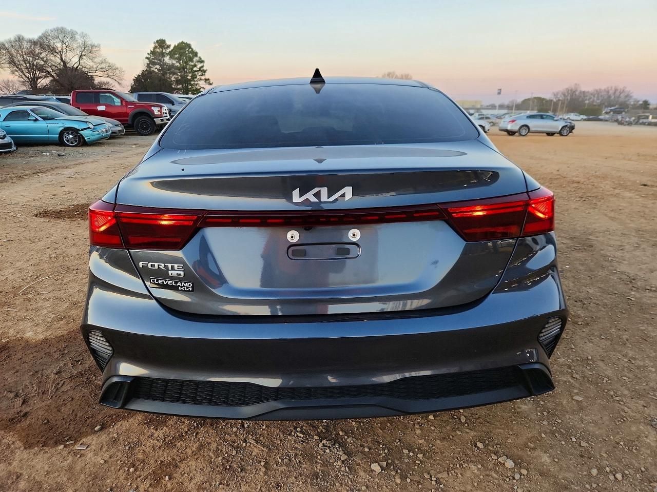 2022 KIA Forte fe