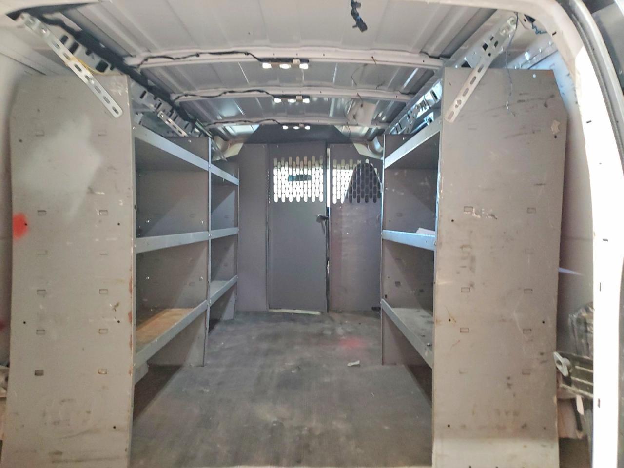 2018 Chev Rolet Express 3500 Utility / Service Van