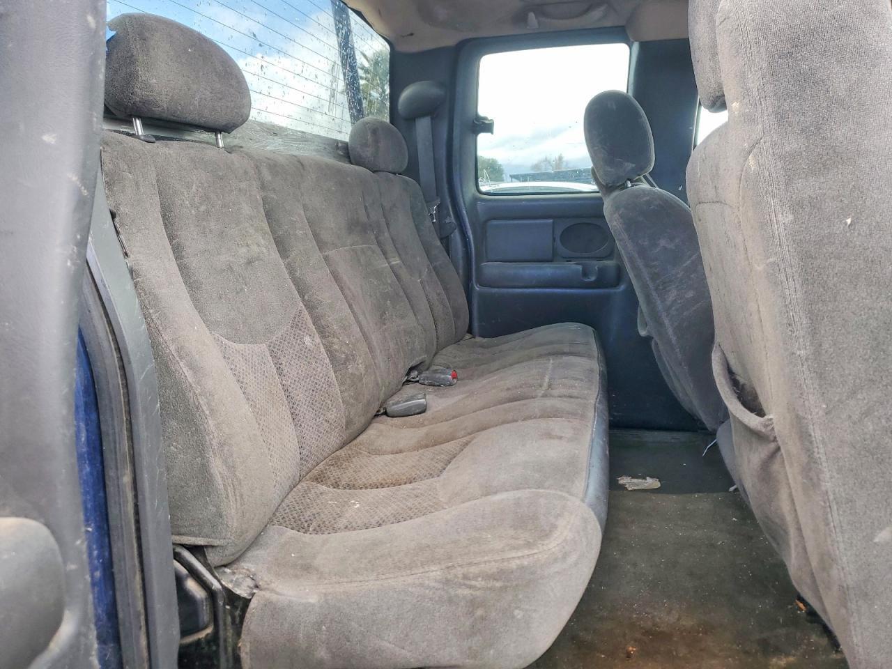 2004 Chevrolet Silverado C1500