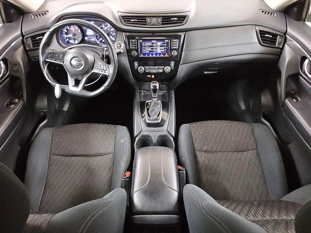 2018 Nissan Rogue sv