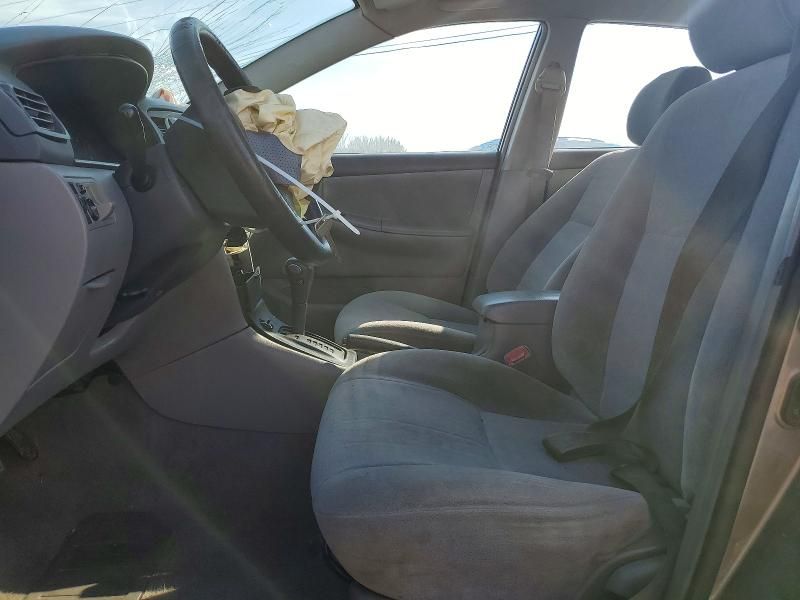 2004 Toyota Corolla ce