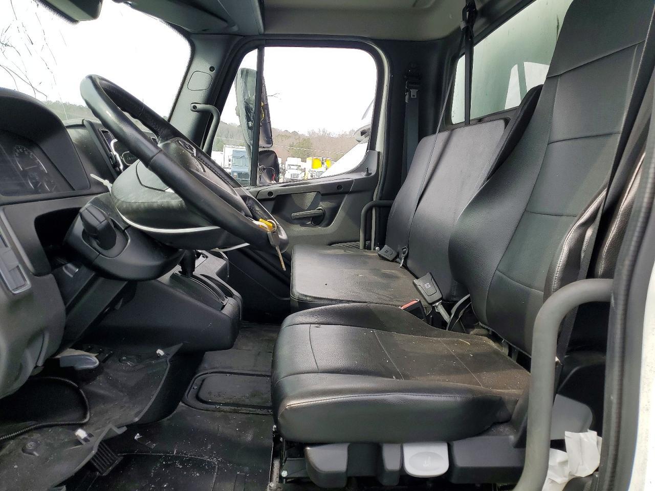2025 Freightliner M2 106 MED-BOX Truck