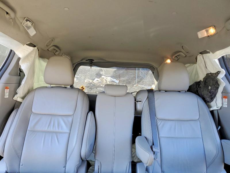 2016 Toyota Sienna xle