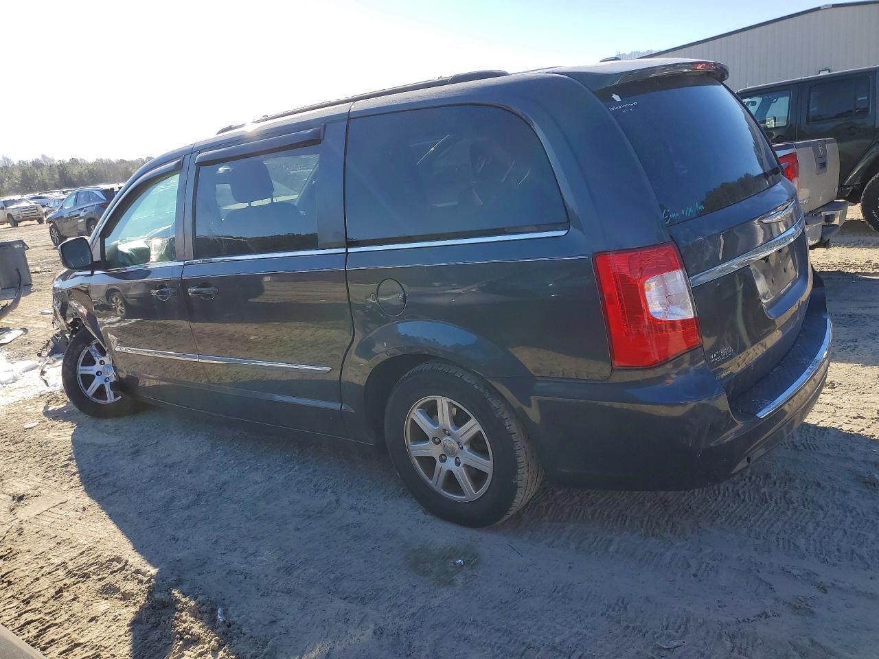 2011 Chrysler Town & Country Touring