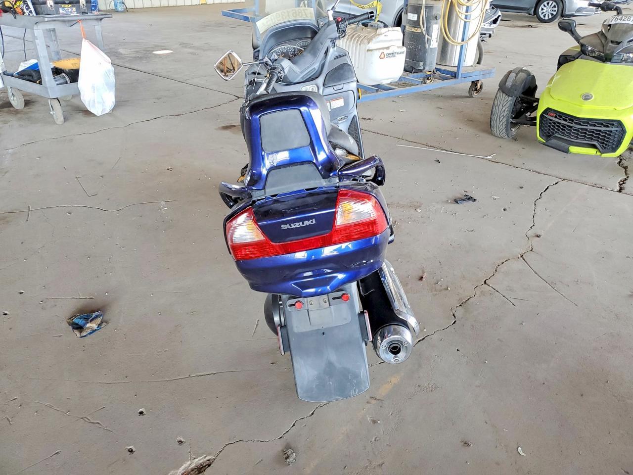 2005 Suzuki AN400