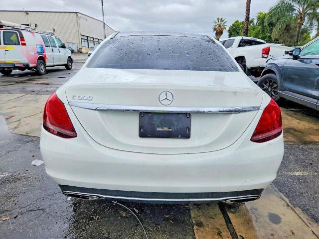 2020 Mercedes-Benz C300