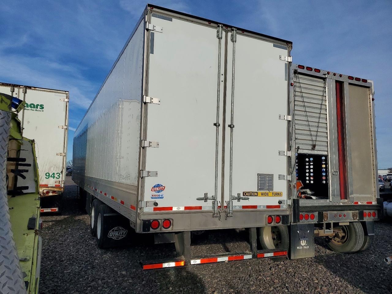 2025 Utility VS2DX DRY Van Trailer