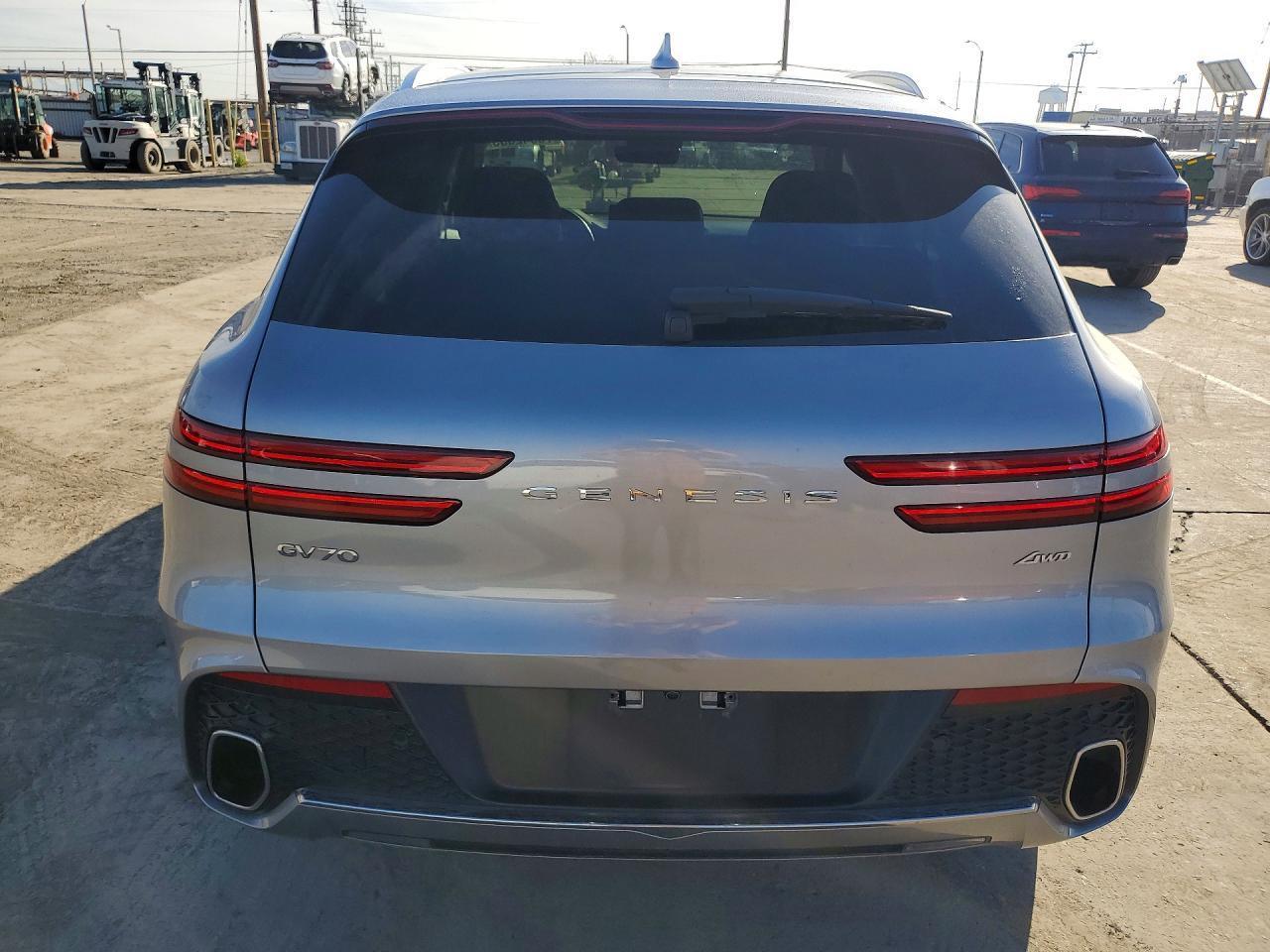 2025 Genesis Gv70 2.5t Standard