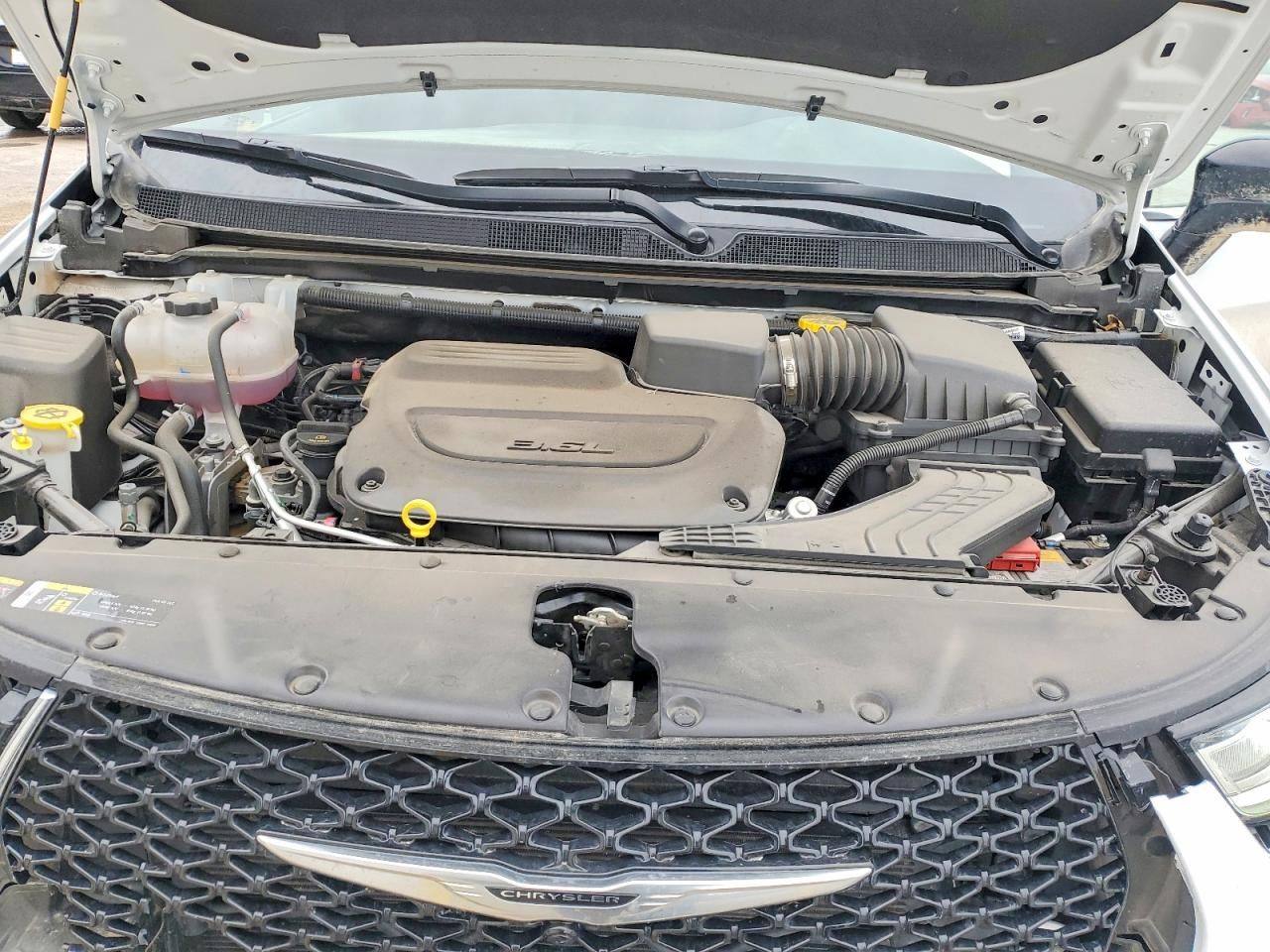 2025 Chrysler Pacifica Select