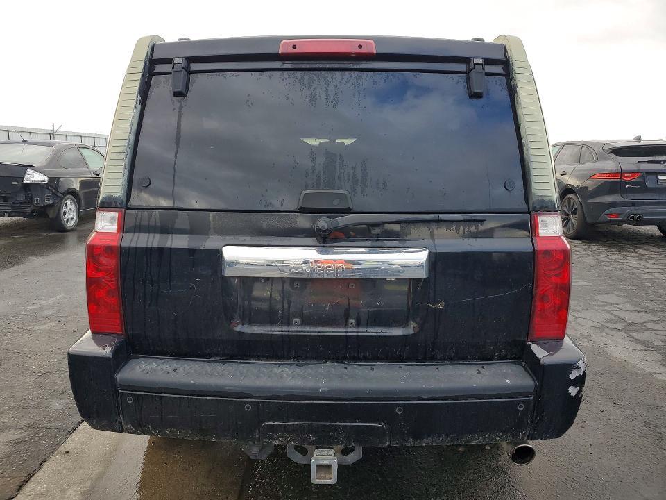 2008 Jeep Commander Sport
