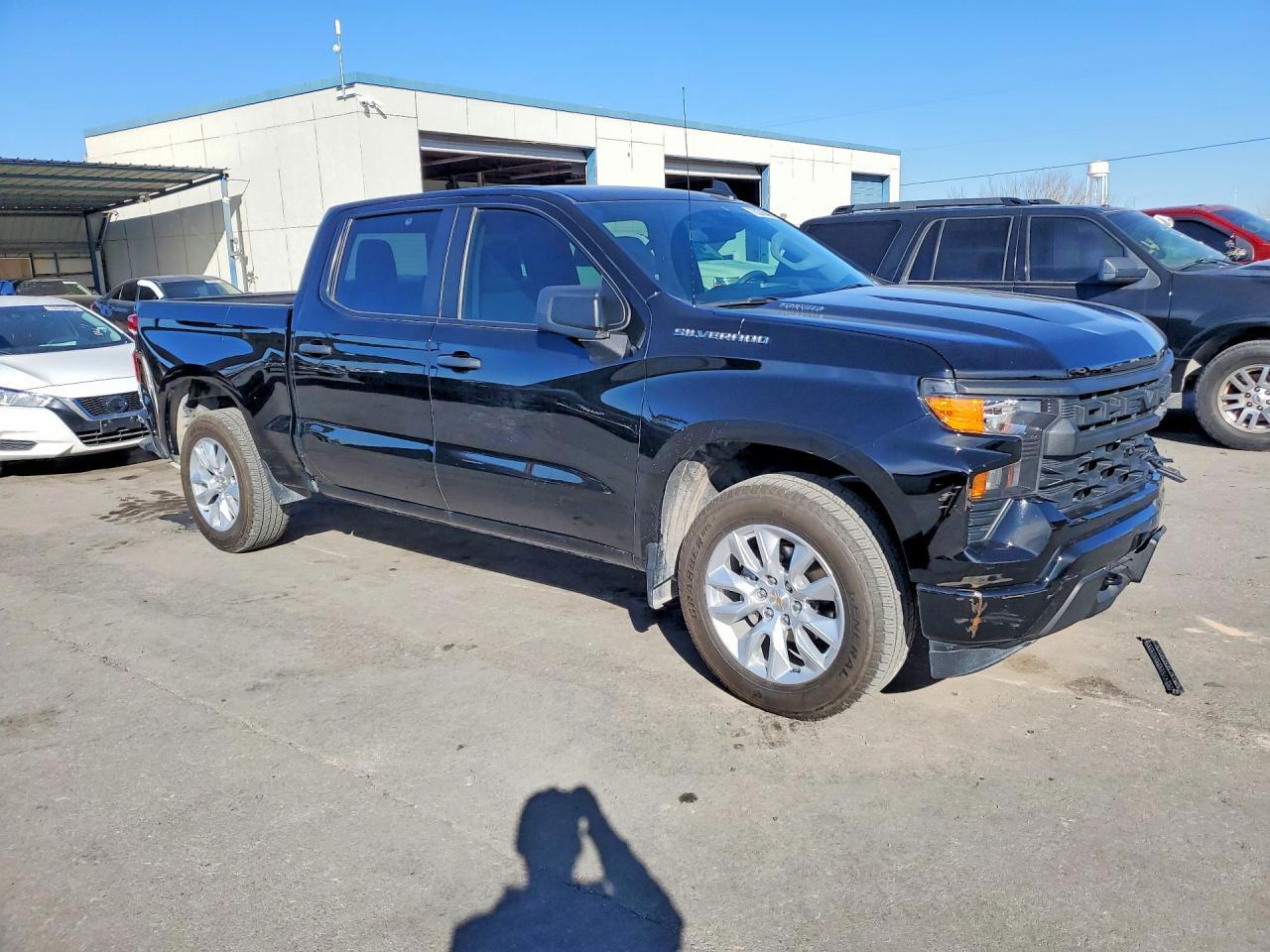 2025 Chevrolet Silverado C1500 Custom