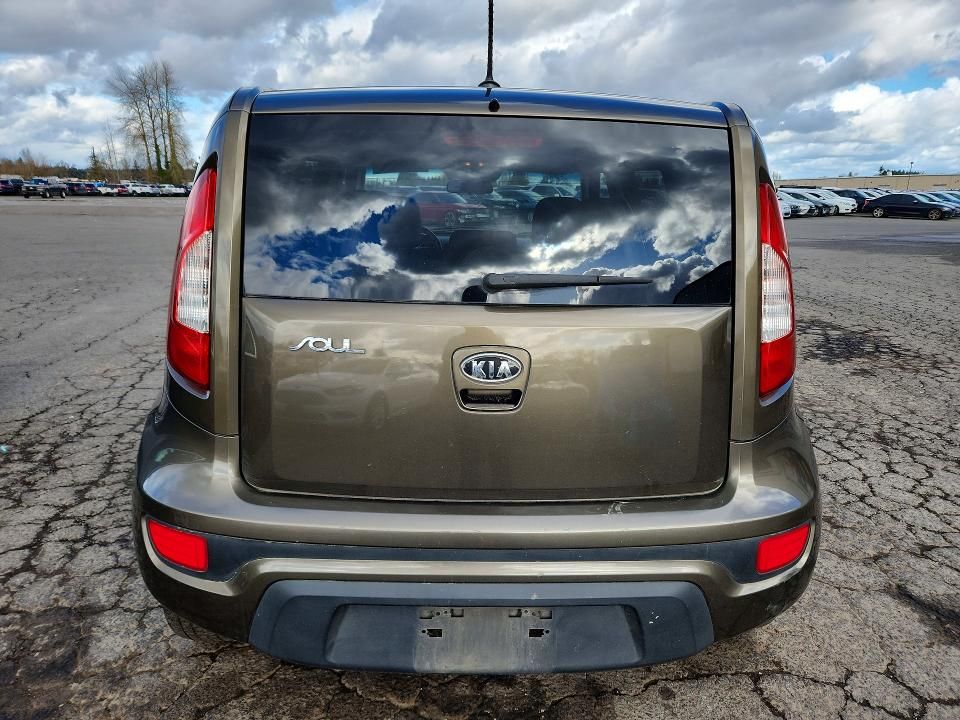 2012 KIA Soul +