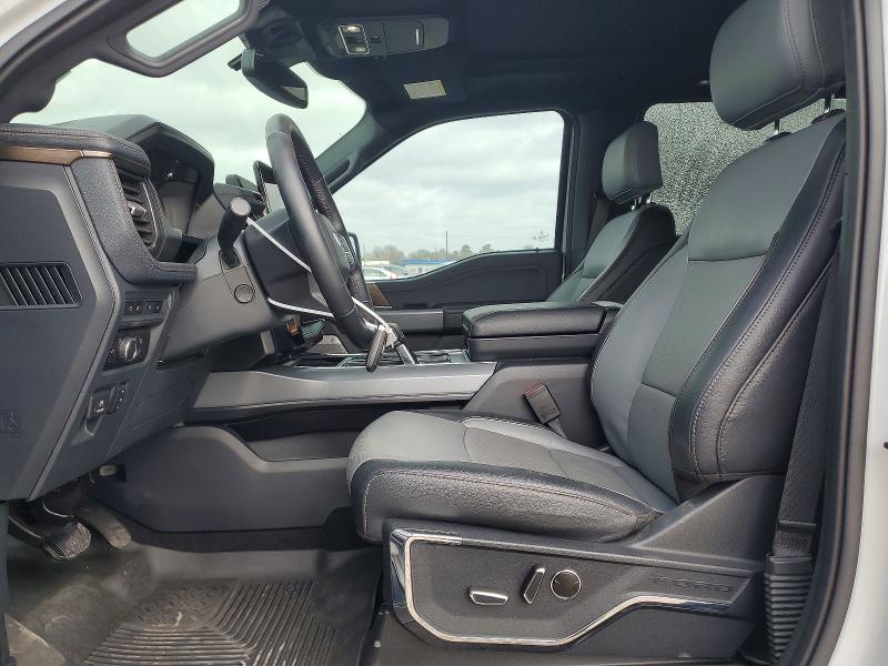2023 Ford F150 Lightning pro