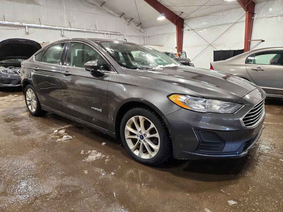 2019 Ford Fusion se