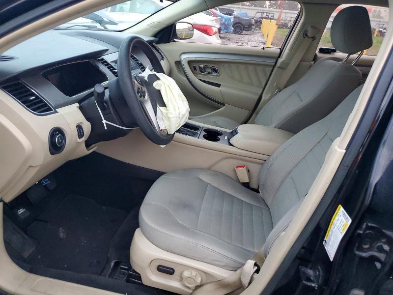 2017 Ford Taurus se