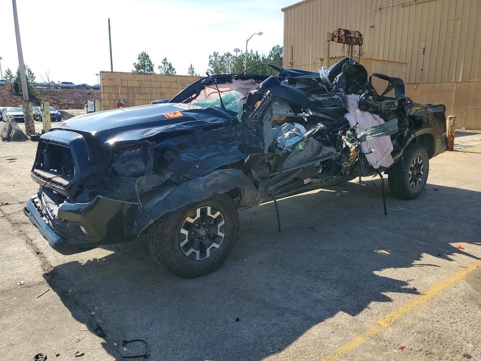 2022 Toyota Tacoma trd Off-road